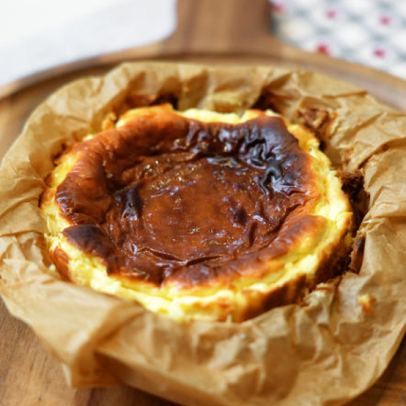 바스크 치즈케이크 280g 배달맛집 글루텐프리 생일케이크 1호 디저트카페 기념일 답례품 선물세트 [원산지:국산(인천광역시 부평구)]